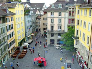 The-Niederdorfstrasse-Zurich_art